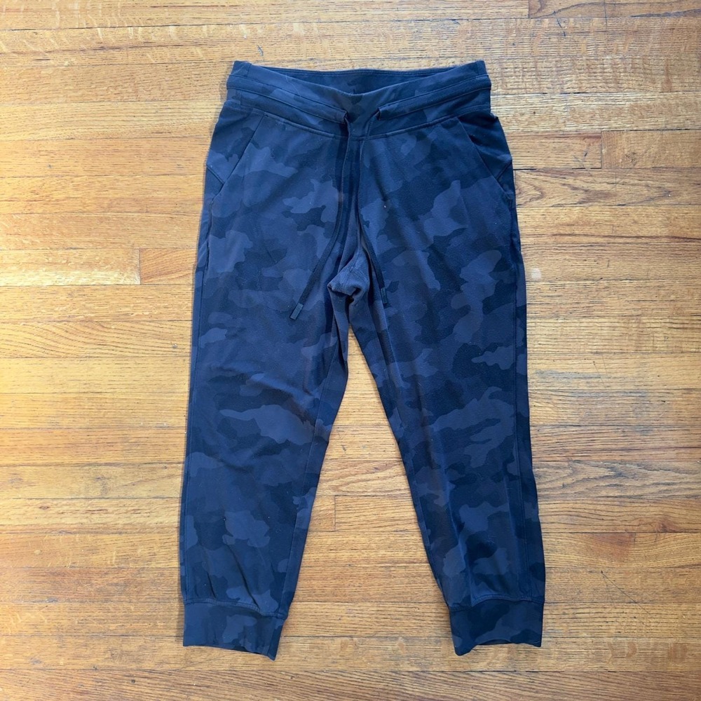 Lululemon Joggers Camo Print Lounge Drawstring Casual‎ Pants Medium